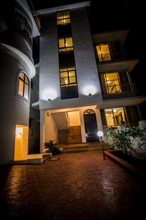 Pinnacle Holiday Homes Arpora Esterno foto