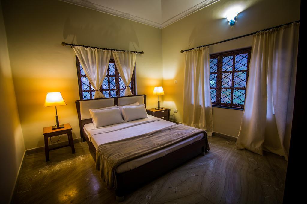 Pinnacle Holiday Homes Arpora Esterno foto