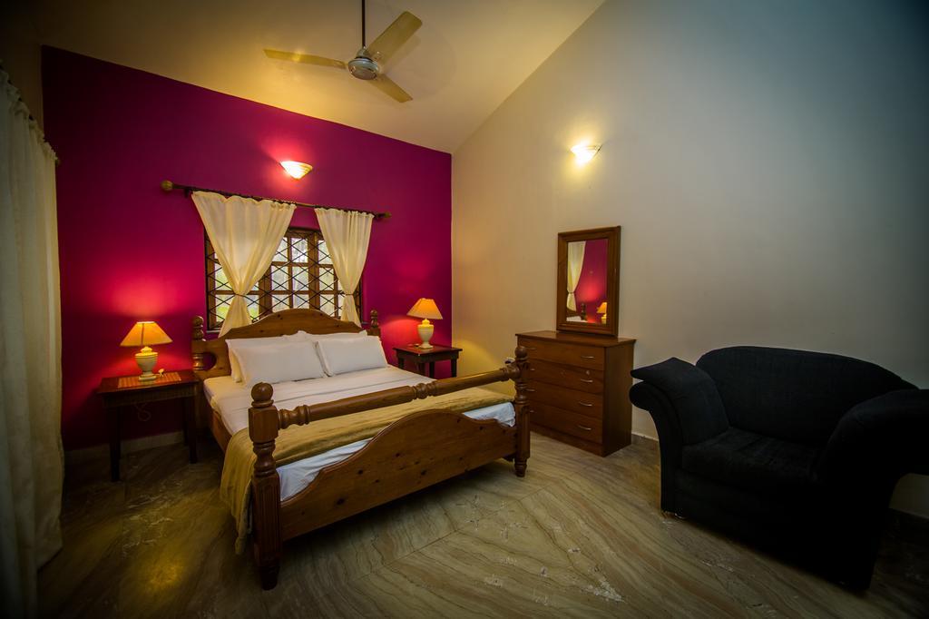 Pinnacle Holiday Homes Arpora Esterno foto
