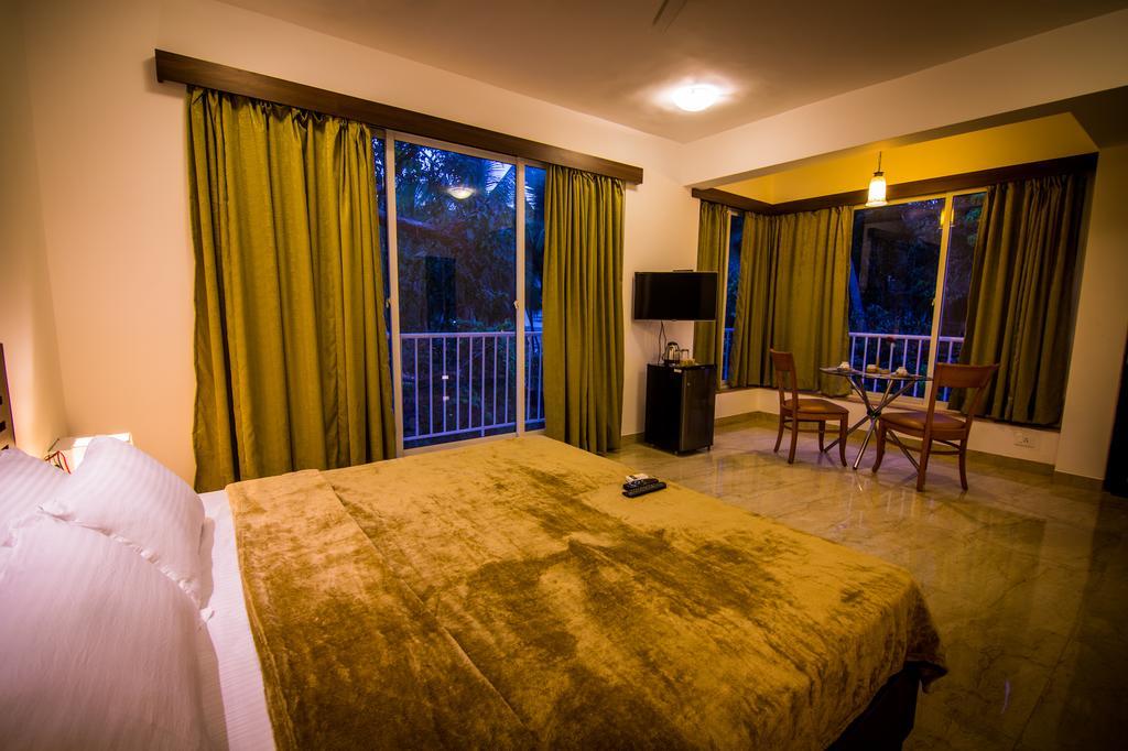 Pinnacle Holiday Homes Arpora Esterno foto